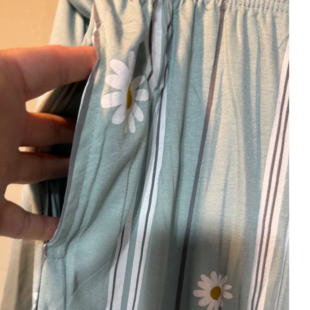 Women's Large Seafoam Green Daisy Floral Pajama Lounge Set NWT Cozy Sleepwear